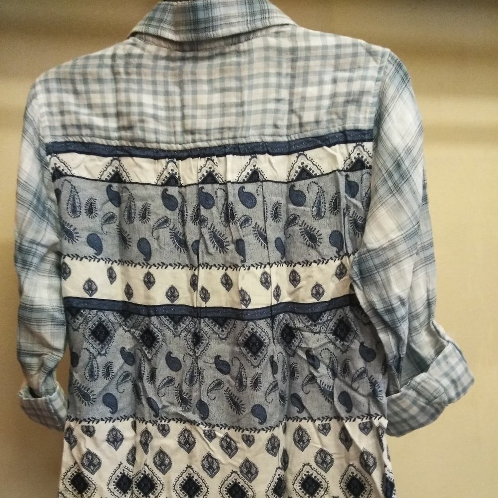 Style &CO Women's Button Down Collard Shirt